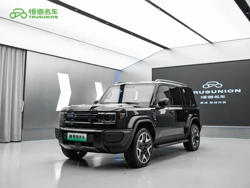 iCar V27 200KM AWD Falcon 500 2026