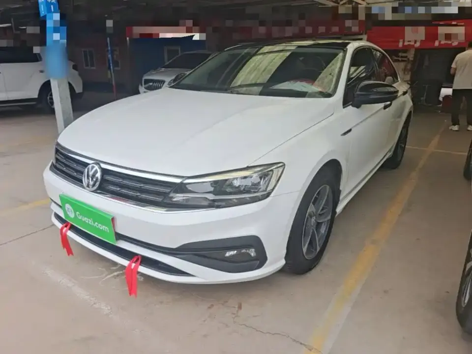 Volkswagen Lamando 230TSI DSG Fashion Edition 2021