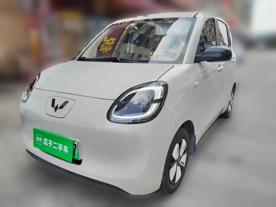 Wuling Motors Hongguang MINIEV 4-Door Advanced 2025