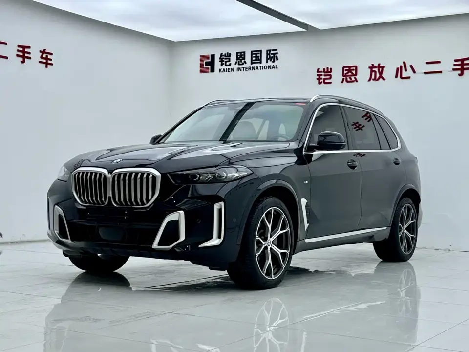 BMW X5 xDrive 30Li Premium M Sport Black Night Package 2024