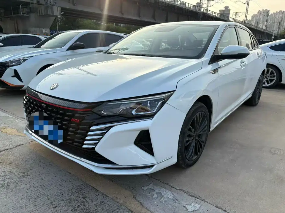 Dongfeng Aeolus Yixuan MAX 1.5T Super Dad Edition 2022