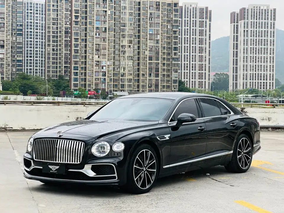 Bentley Flying Spur 4.0T V8 Standard Edition 2024
