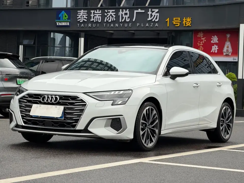 Audi A3 Sportback 35 TFSI Luxury Elegance 2023