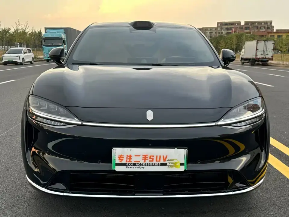 Zhijie Luxeed R7 2026