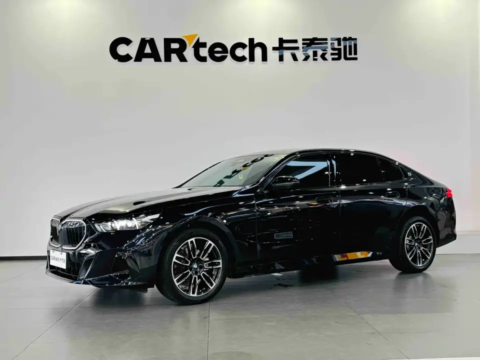 BMW 5 Series 525Li M Sport Package 2025
