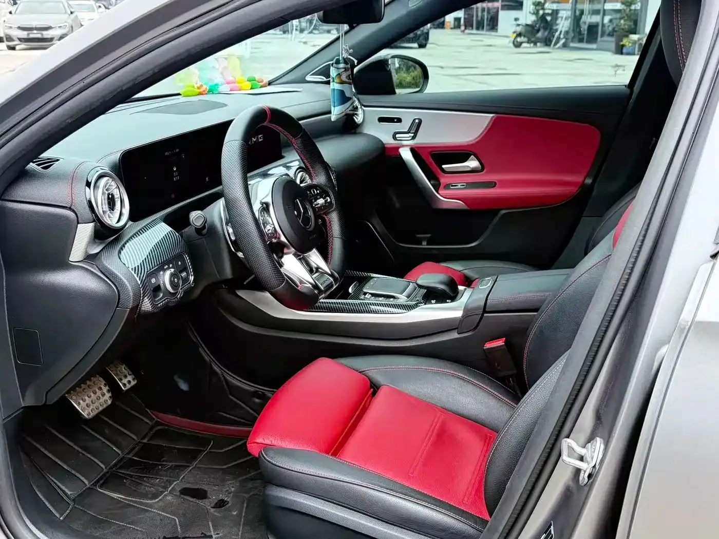Mercedes-Benz A-Class AMG AMG A 35 L 4MATIC 2023 — фото 11