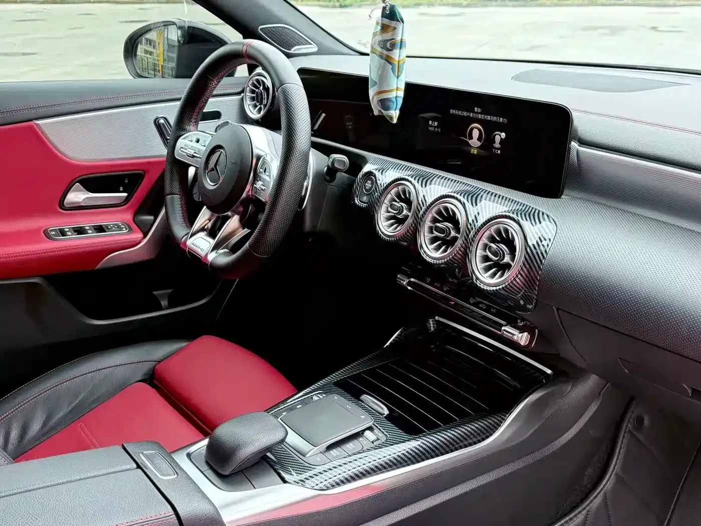 Mercedes-Benz A-Class AMG AMG A 35 L 4MATIC 2023 — фото 18