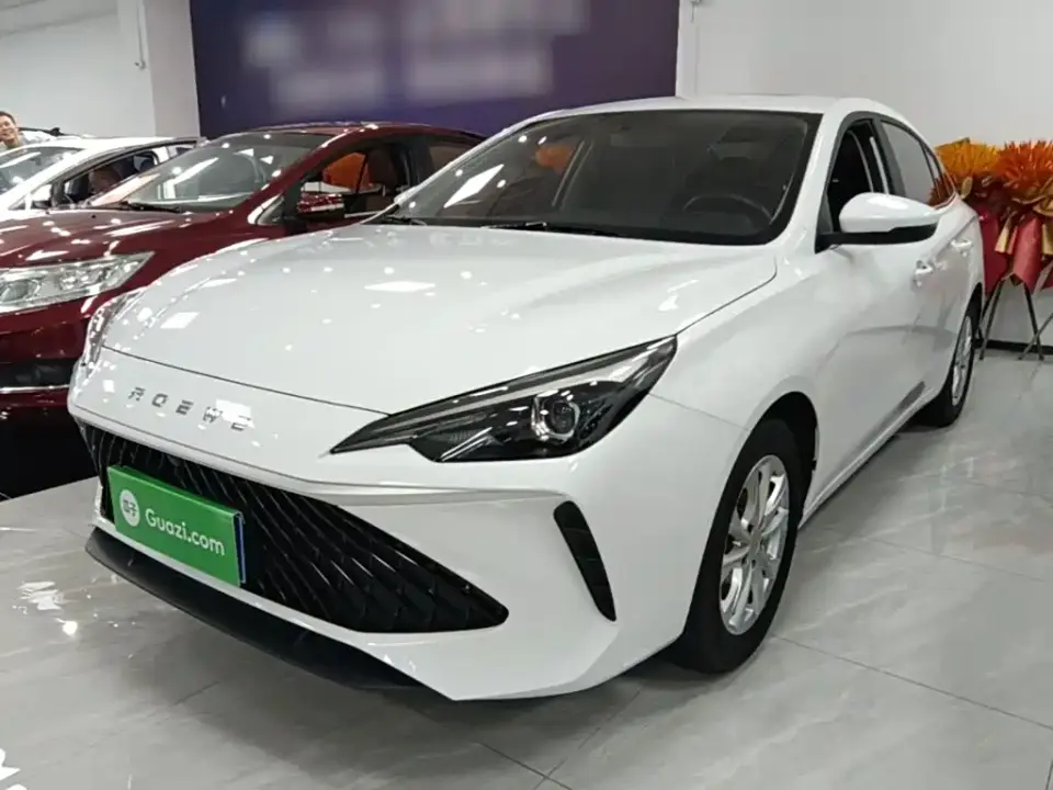Roewe i5 1.5L CVT Luxury 2025