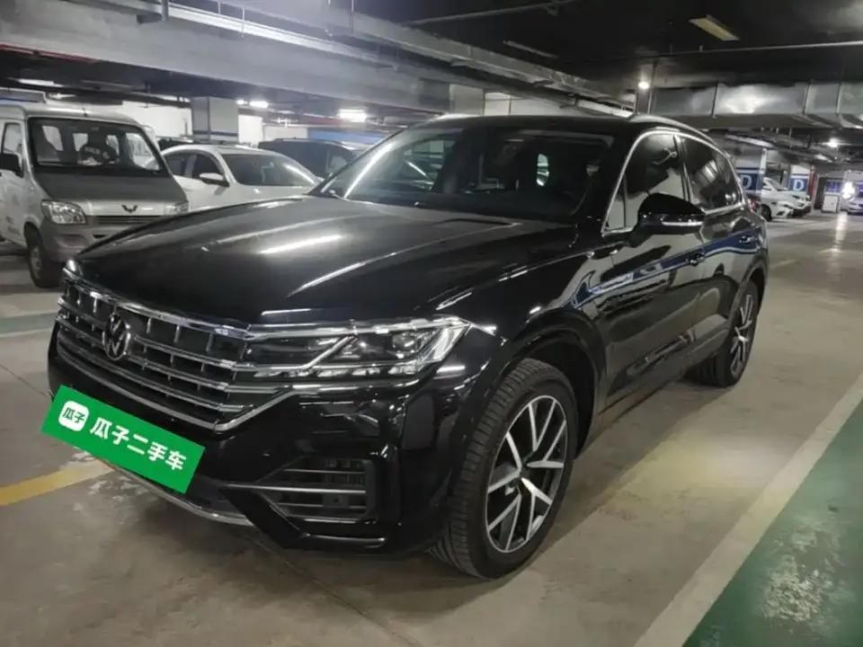 Volkswagen Touareg 3.0TSI R-Line Classic Sport Package 2020