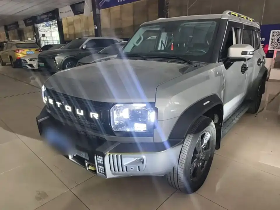 Jetour Traveler Model 1.5T 2WD Discovery PRO 2024