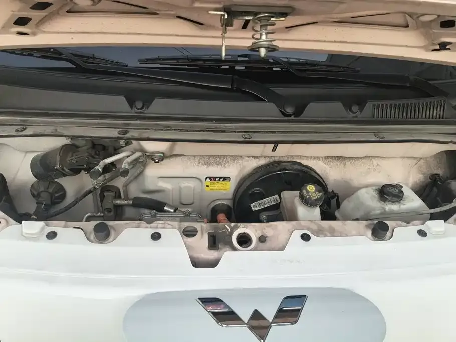 Wuling Motors Hongguang MINIEV 3rd Generation 215km Youth Edition 2024 — фото 10