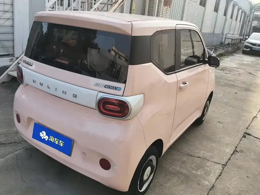 Wuling Motors Hongguang MINIEV 3rd Generation 215km Youth Edition 2024 — фото 3