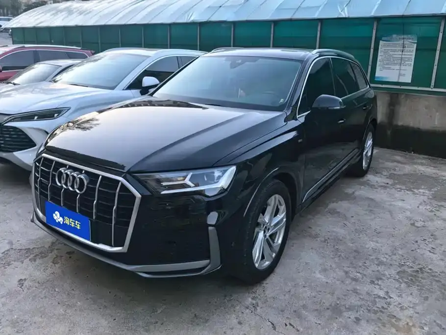 Audi Q7 45 TFSI quattro S line Sport 2023