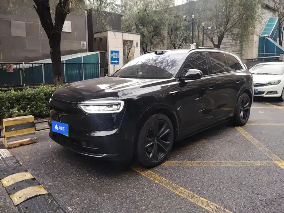 AITO Wenjie AITO M7 2025