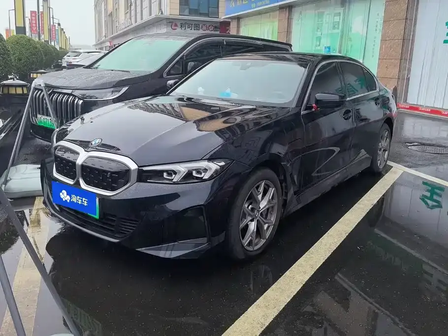 BMW i3 eDrive 35 L 2023