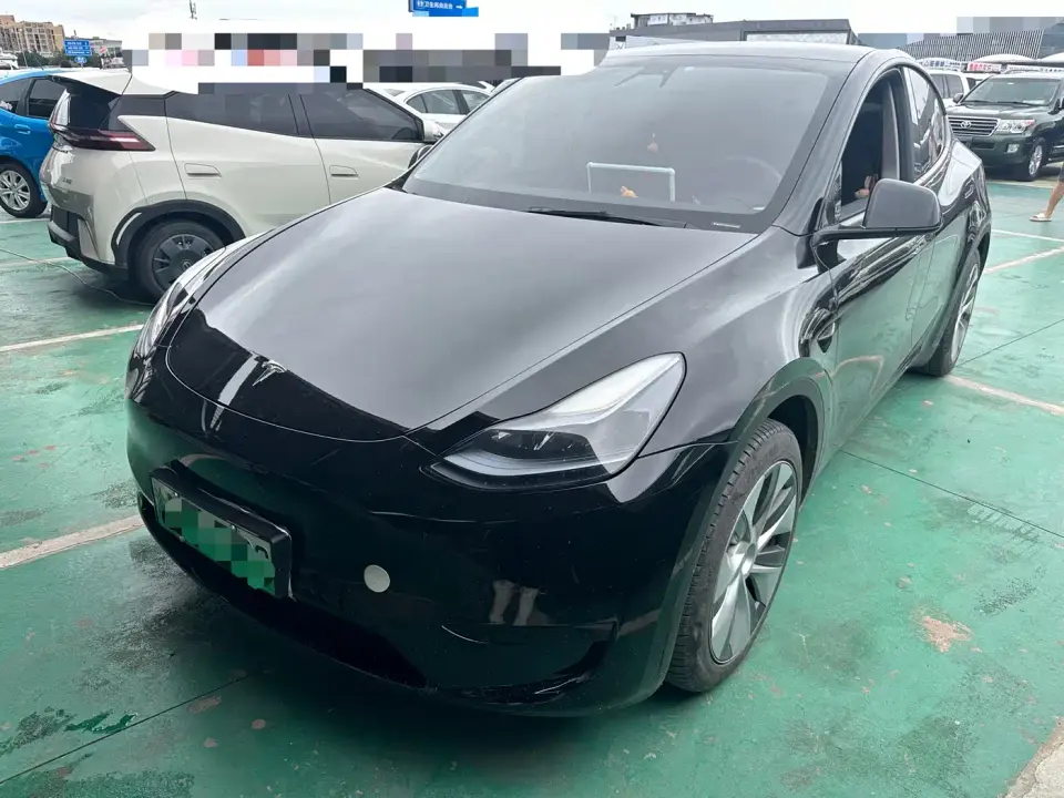 Tesla Model Y Rear-Wheel Drive Edition 2023