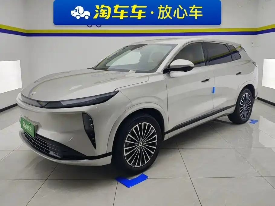 Dongfeng Aeolus L8 Plug-in Hybrid 2026