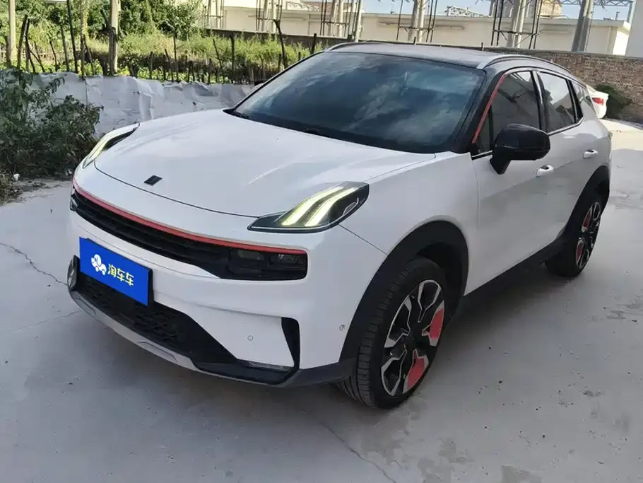 Lynk & Co 06 1.5T Halo 2021