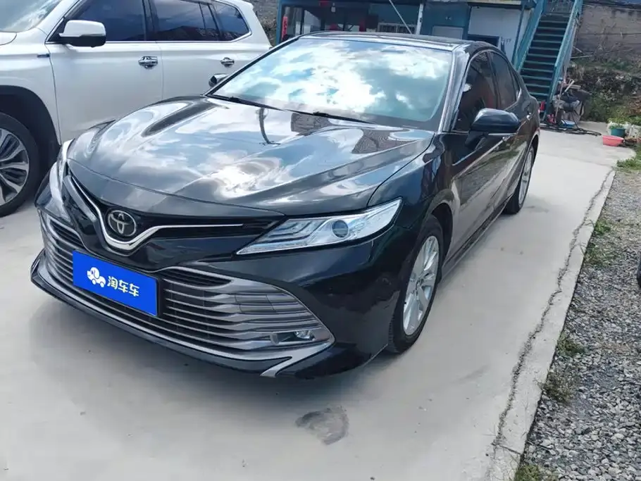 Toyota Camry 2.0G Luxury Edition China VI 2019