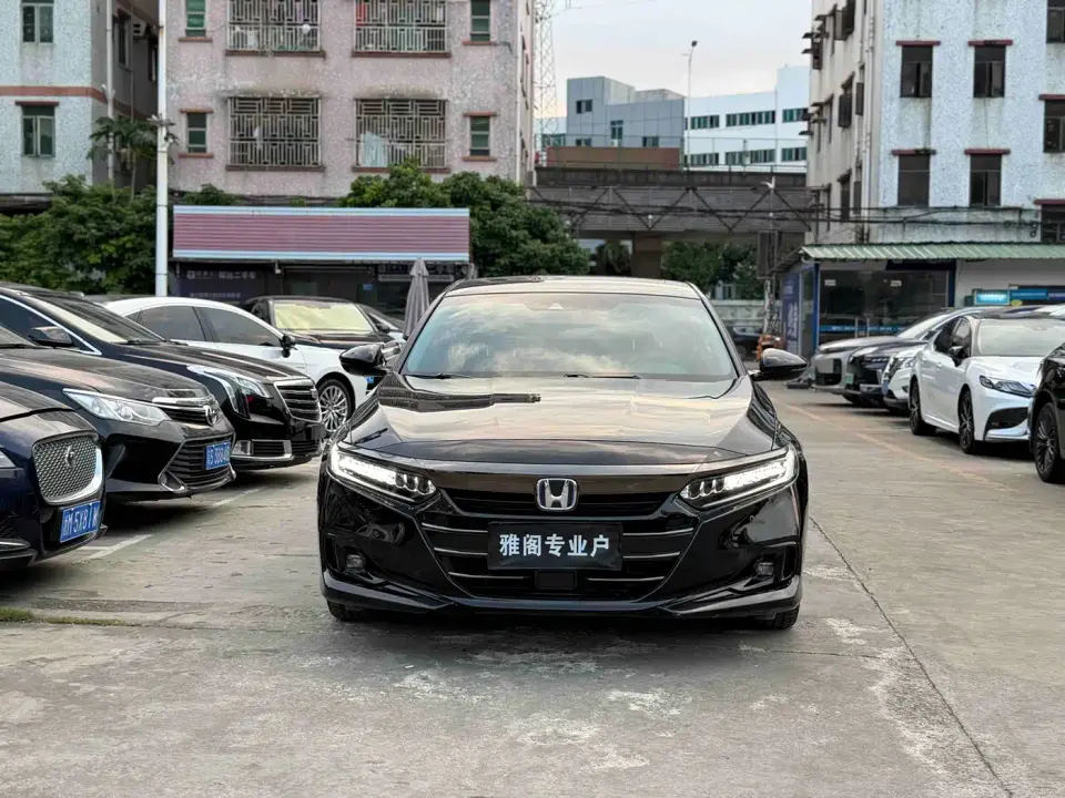 Honda Accord Sharp Hybrid 2.0L Phantom Night Sharp Intelligence 2023