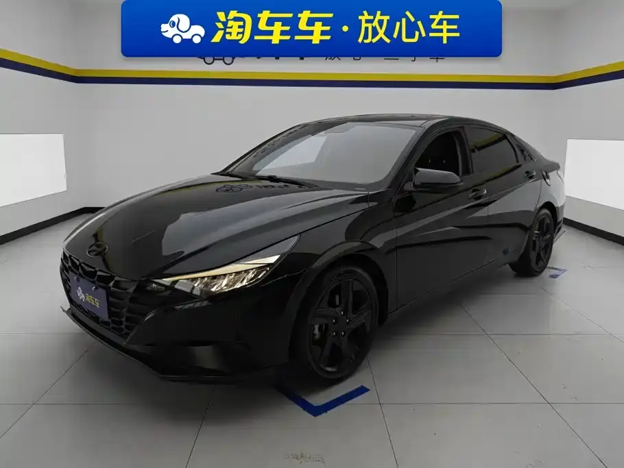 Hyundai Elantra 1.5L CVT LUX Black Knight Limited Edition 2022
