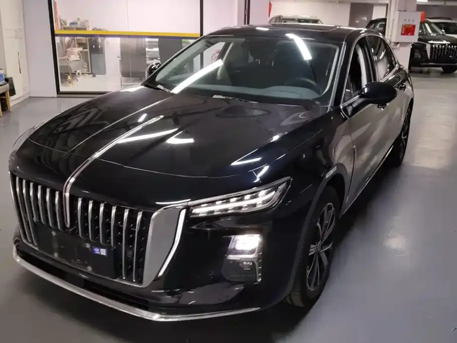 Hongqi H5 PHEV 130 Super Hybrid Edition 2025
