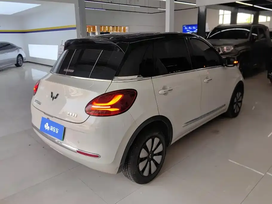 Wuling Motors Wuling Bingo Model 333km Telepathic Connect+ Version 2024 — фото 3