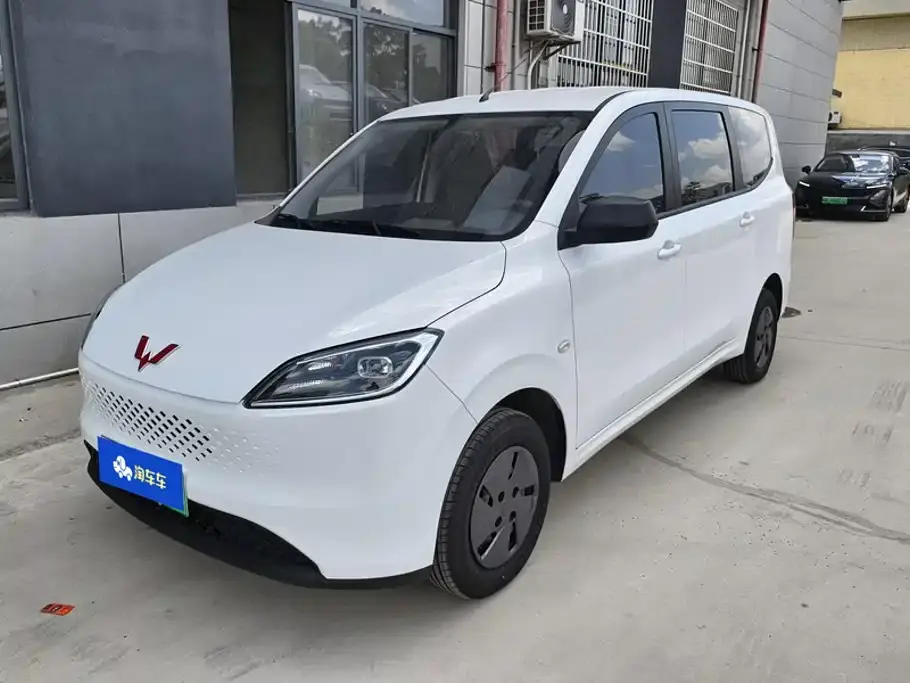 Wuling Motors Wuling Hongguang New Energy Extended-Range Hybrid 50KM Comfort Version 2025