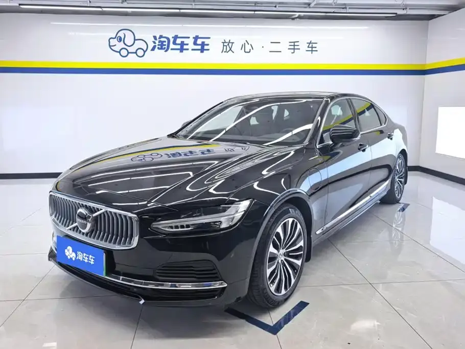 Volvo S90 B5 Zhiyi Luxury Edition 2025
