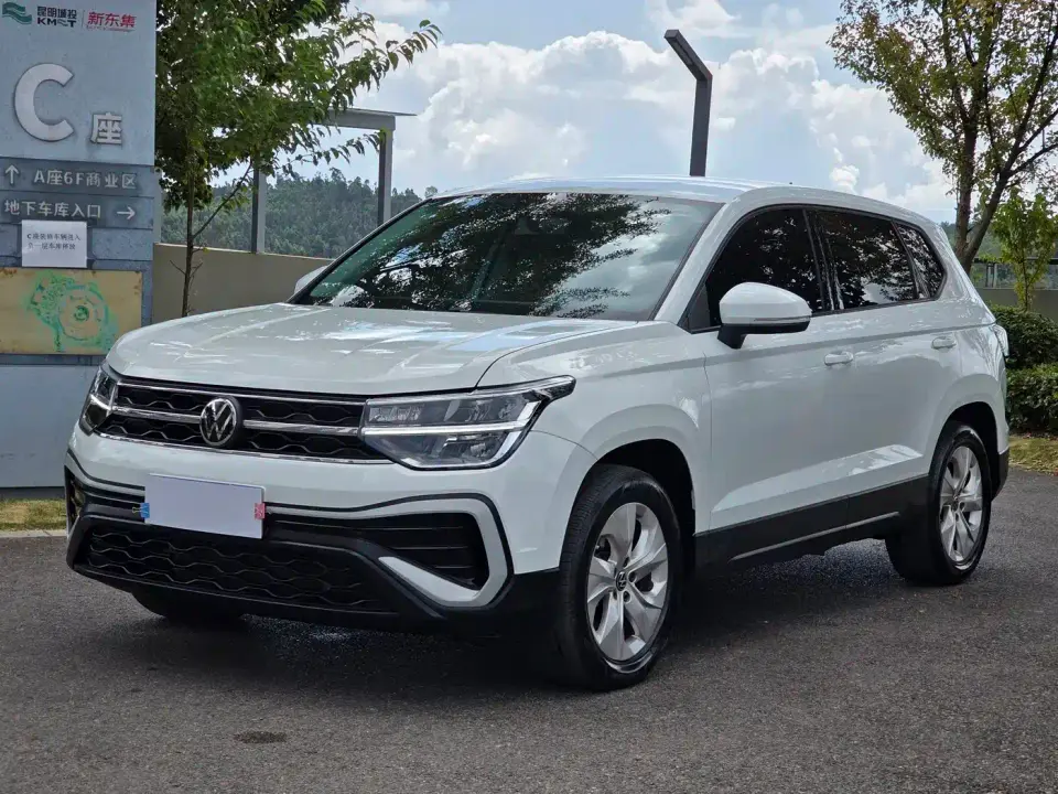 Volkswagen Tharu 300TSI 2WD New Moon Edition 2024