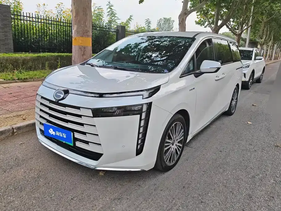 GAC Trumpchi E8 NEV Model 150km MAX+ 2024