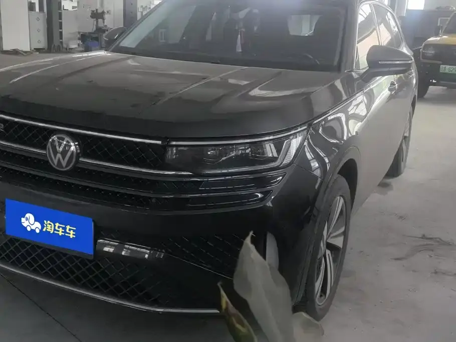 Volkswagen Talagon 380TSI 4WD R-Line Touring Edition 2023