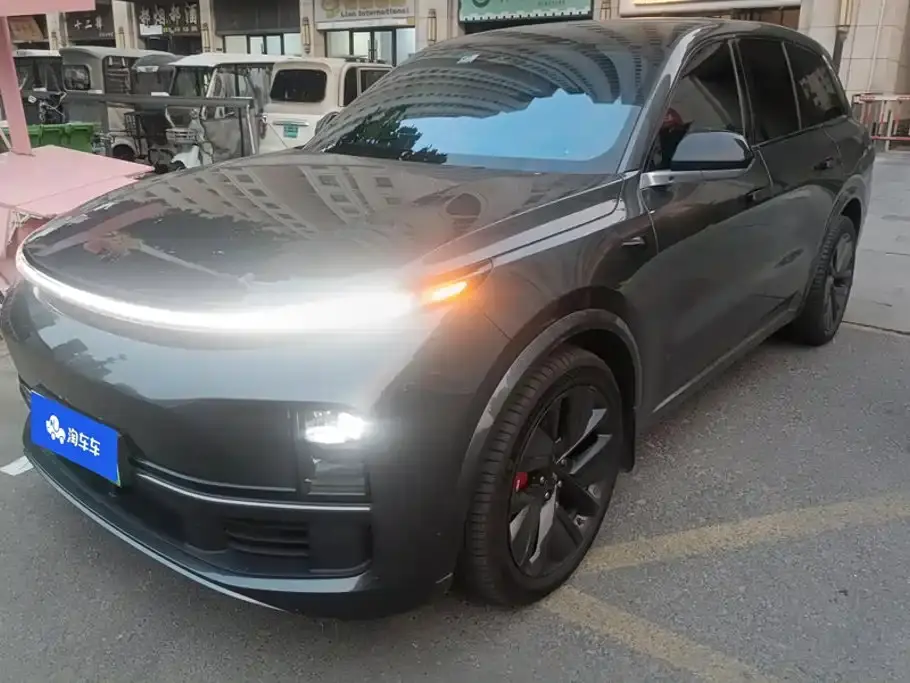 Li Auto Li L8 Pro 2023