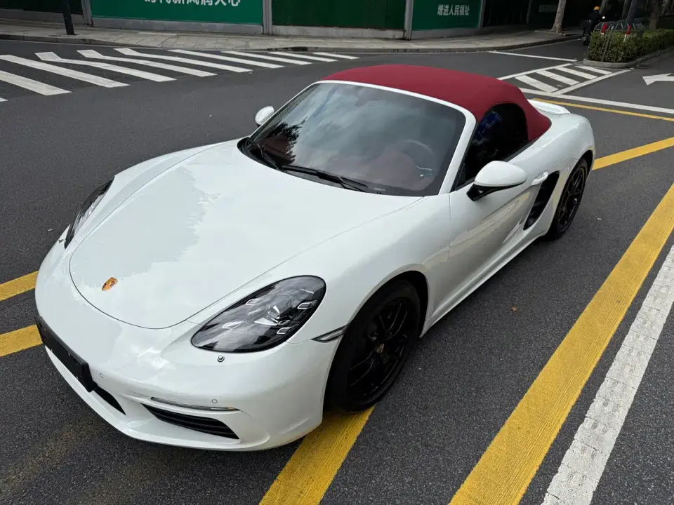 Porsche 718 Boxster Style Edition 2.0T 2024
