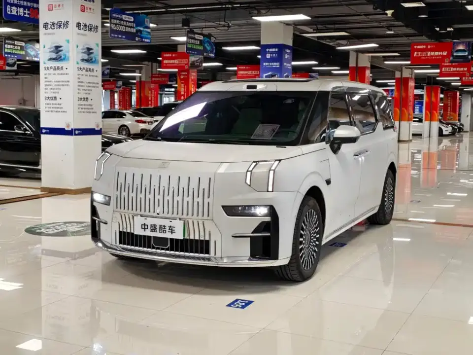 Zeekr 009 7-Seat Aisle AWD Version 108kWh 2025