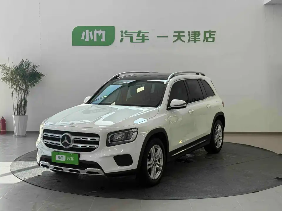 Mercedes-Benz GLB-Class Model GLB 180 Dynamic Edition 2021