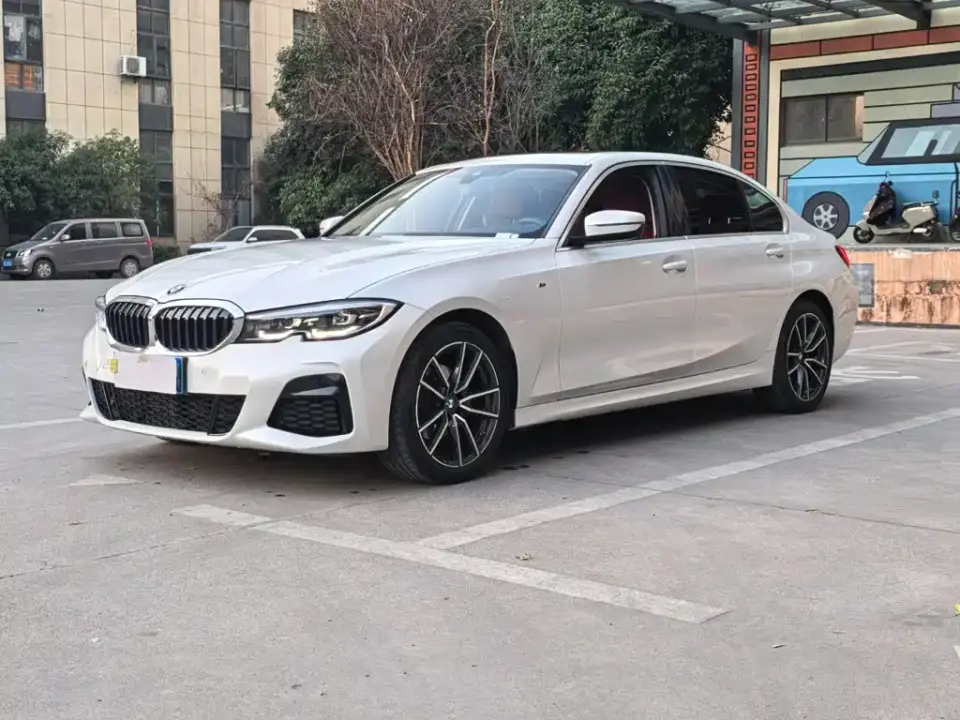 BMW 3 Series 325Li M Sport Package 2022
