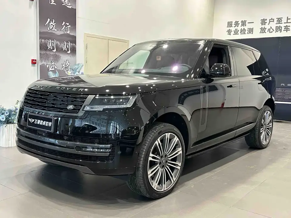 Land Rover Range Rover 3.0 L6 400PS Genesis Extended Wheelbase 2025