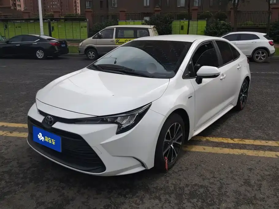 Toyota Levin Smart Hybrid 1.8L Leading Edition 2025