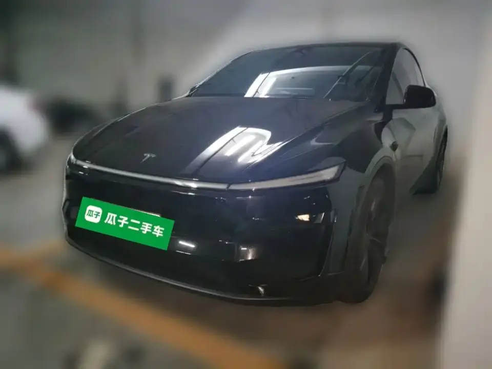 Tesla Model Y Facelift Long Range All-Wheel Drive 2025