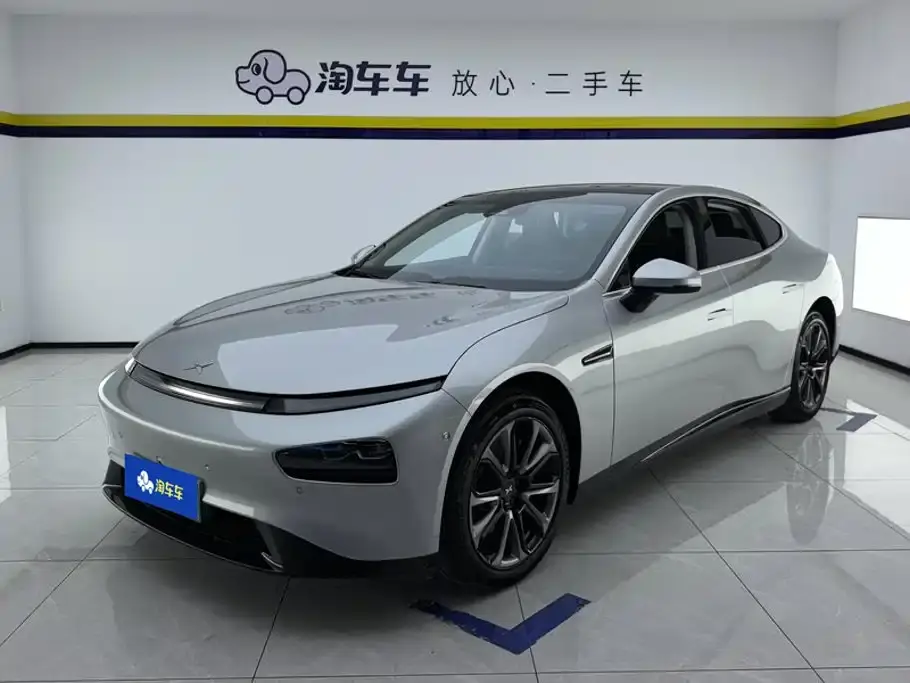 XPeng P7 Model 670N 2021