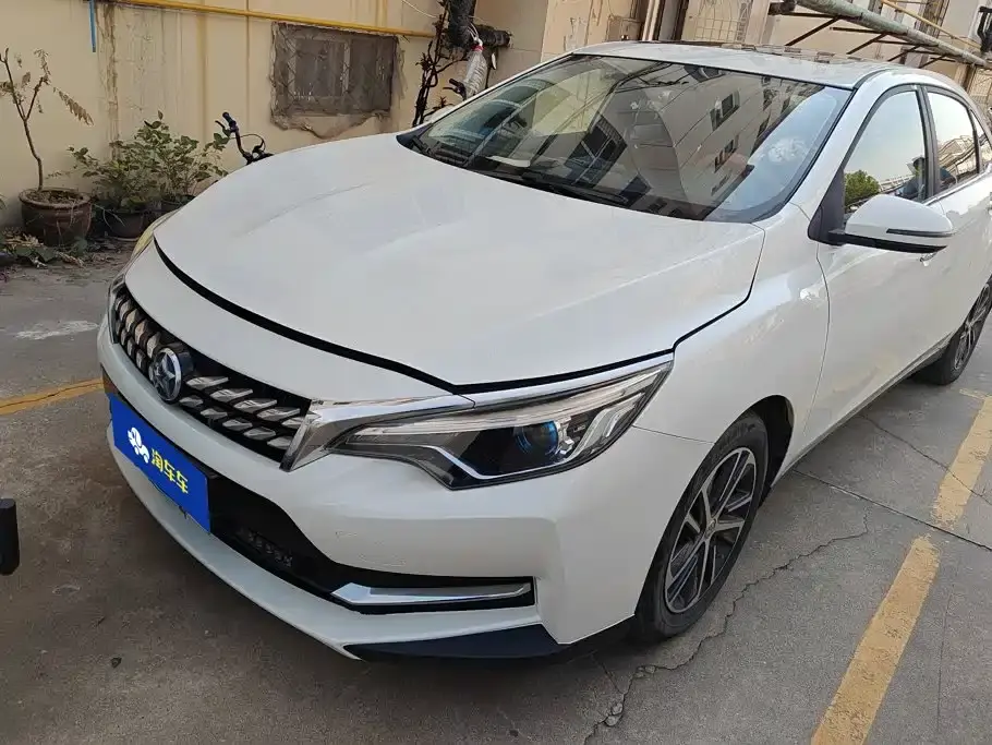 Venucia D60 100K Glory 1.6L XL CVT Chen Ku Edition China VI 2019