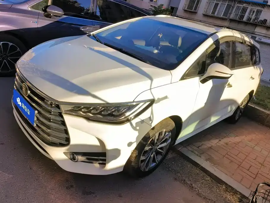 BYD Song MAX 1.5T Auto Smart Connected Sunroof 6-seater China VI 2019