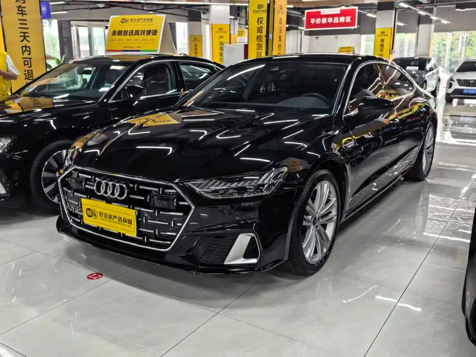 Audi A7L 45 TFSI quattro Premium Luxury 2024