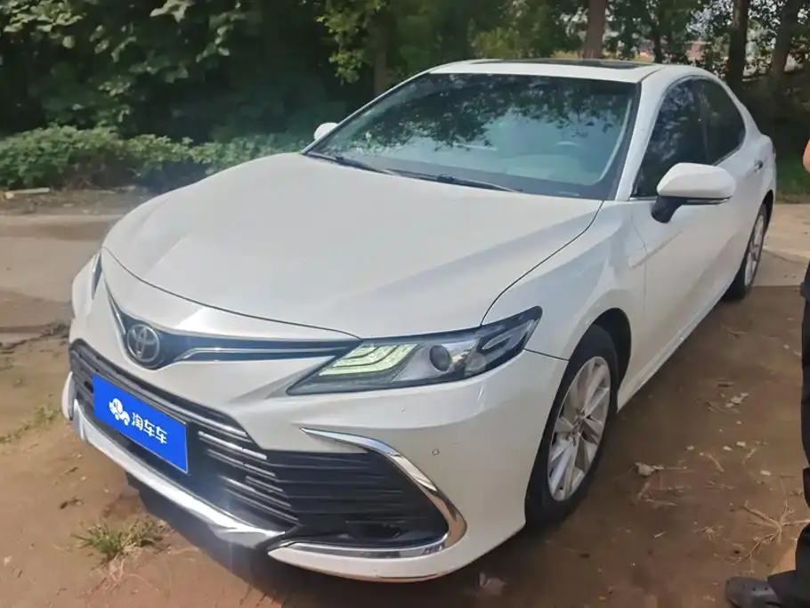 Toyota Camry 2.0G Luxury Edition 2024