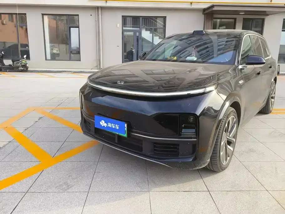 Li Auto Li Xiang L9 Model Ultra 2024