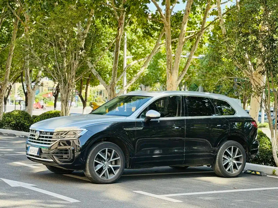 Volkswagen Touareg 3.0TSI Sharp Edge Edition China V 2019
