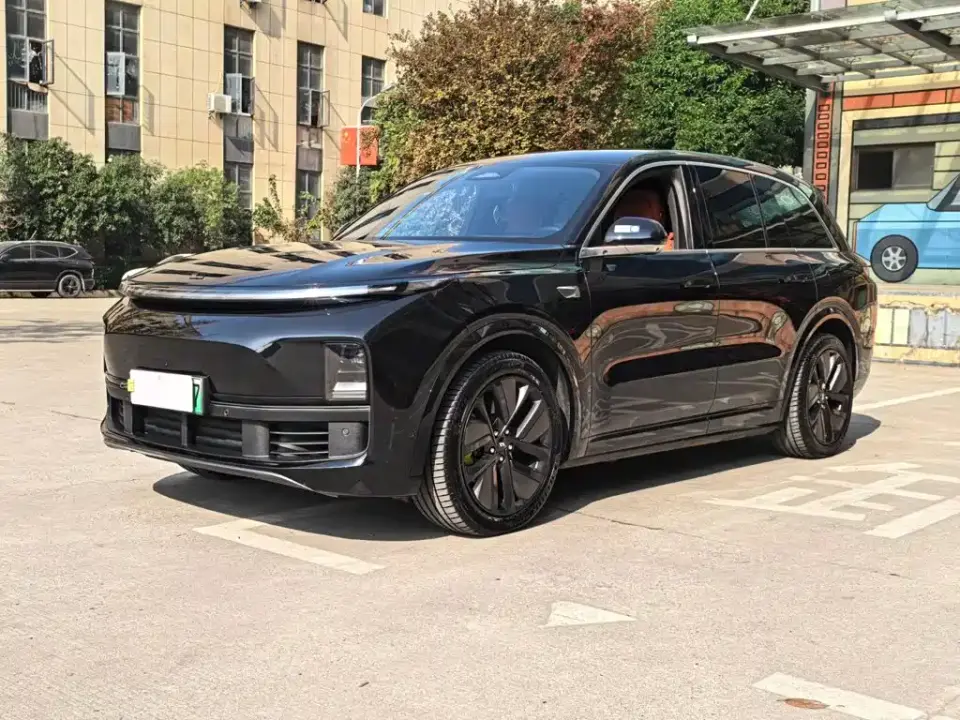 Li Auto Li L8 Pro 2025