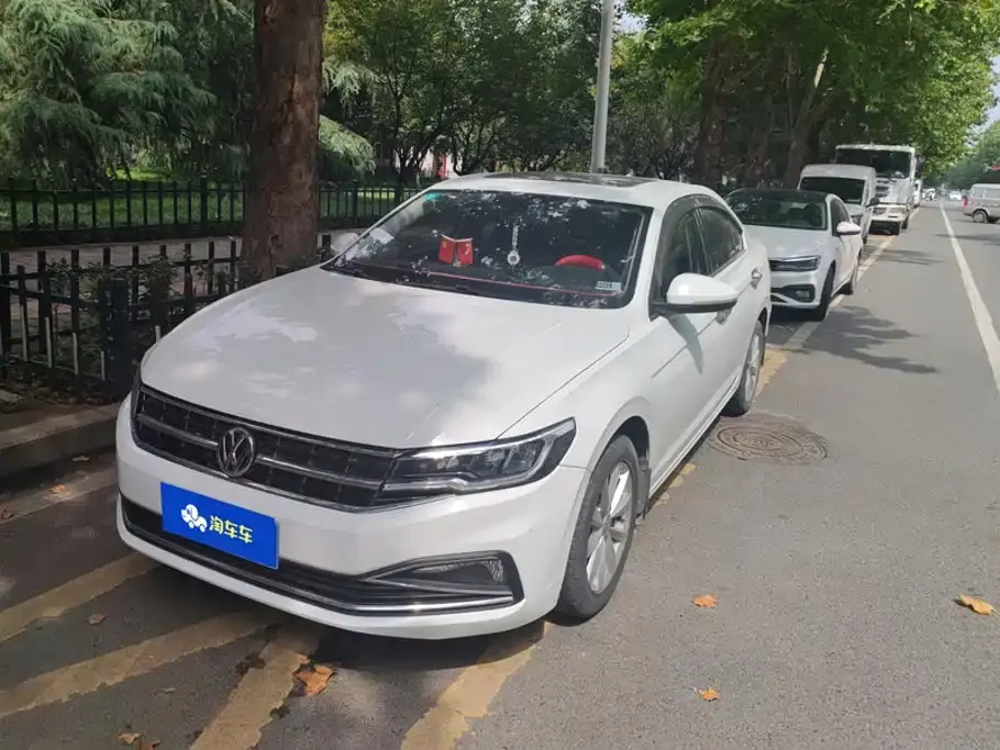Volkswagen Bora Facelift 1.5L Manual Comfort China VI 2019
