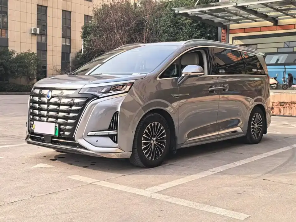 Denza D9 DM-i 970 AWD Flagship 2023